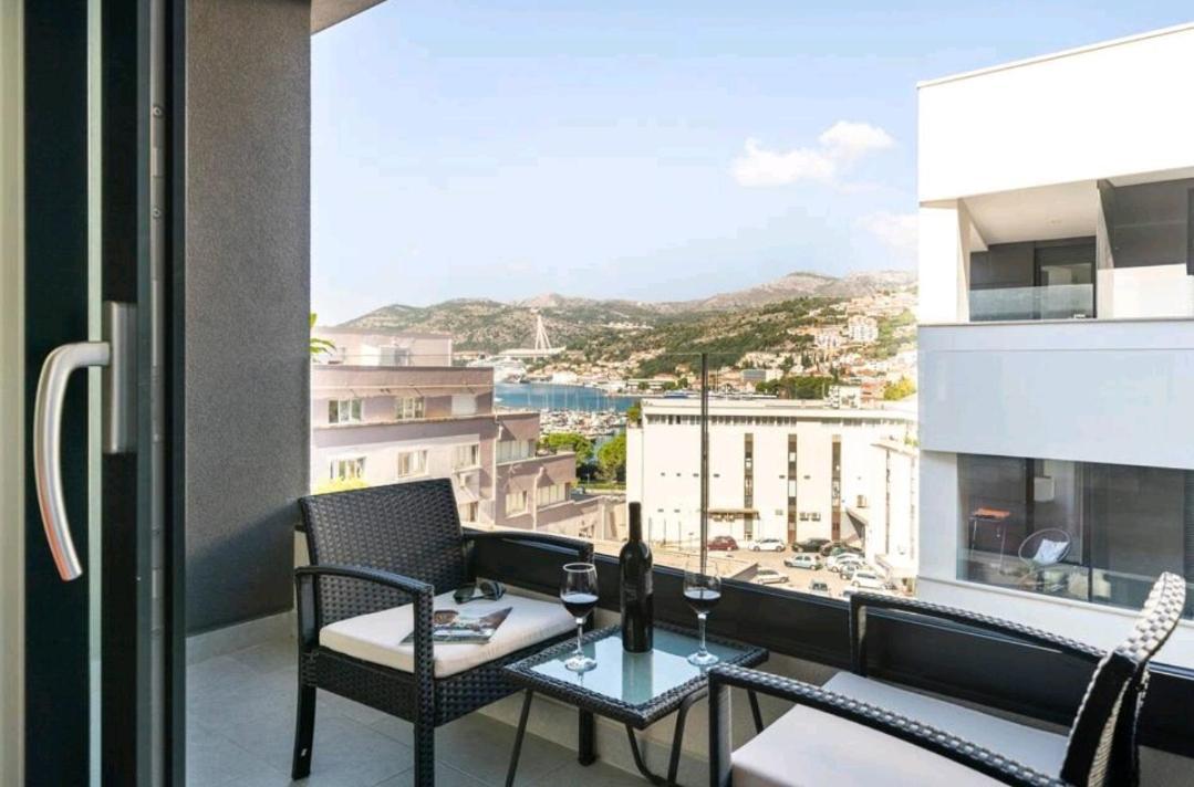 Gorgeous Dubrovnik Sea View Apartment With Free Parking Exteriér fotografie